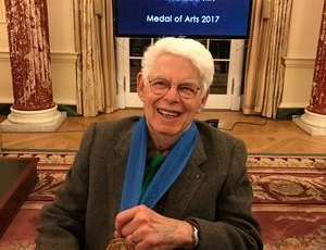 Wolf Kahn receives 2017 Medal of Arts